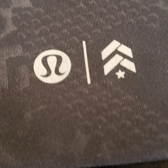 Lululemon Stronger As One Long Line Bra - Picture 11 of 11